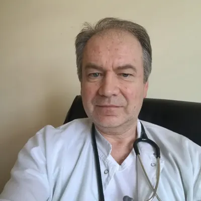 dr n. med. Ryszard Nowak, Internista